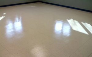 How to Clean Ceramic Tile Floors without Streaking